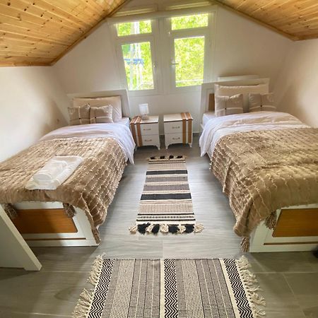 Guest House Rean بيرات المظهر الخارجي الصورة