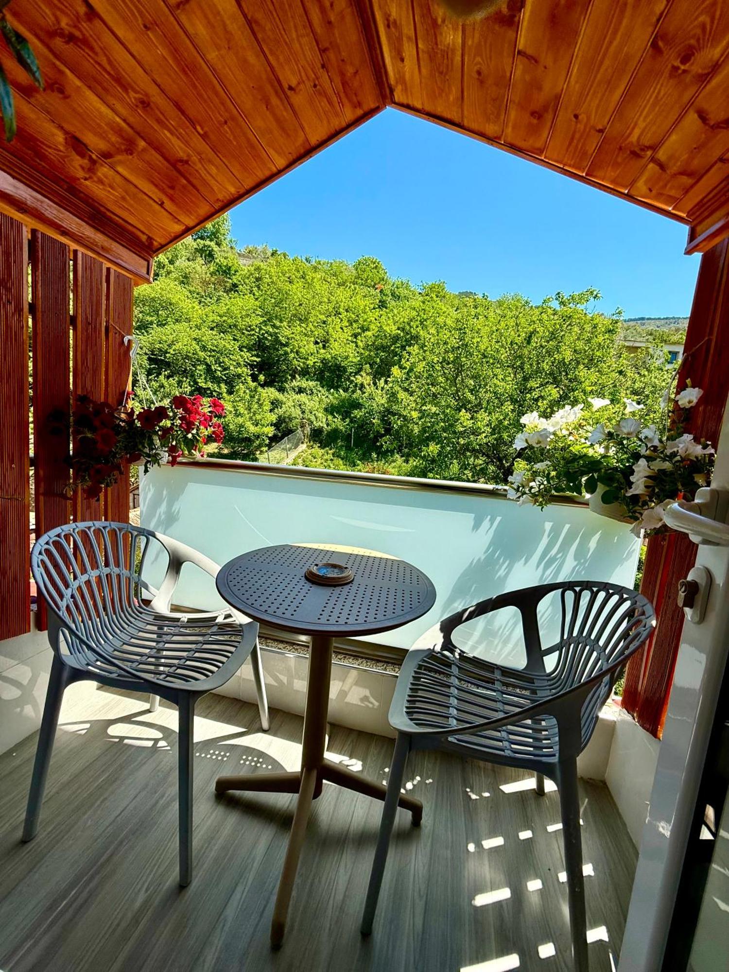 Guest House Rean بيرات المظهر الخارجي الصورة